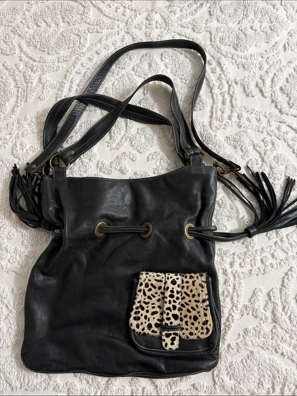 Las Pepas - Argentinian Leather Shoulder Bag with Leopard-Print Accent Pocket